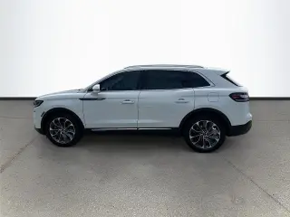 Lincoln Nautilus 2022 Reserve 4dr SUV