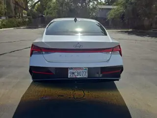 Hyundai ELANTRA Hybrid 2024 Limited 4dr Sedán