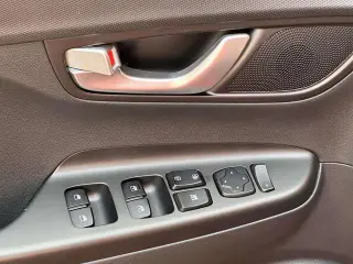 Hyundai KONA 2023 AWD SEL 4p Crossover