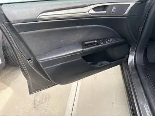 Ford Fusion 2017 SE 4p Sedan