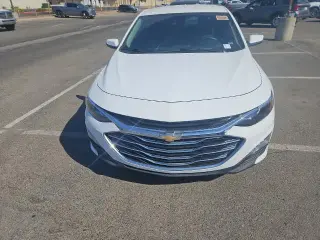 Chevrolet Malibu 2025 LT 4p Sedan con 1LT