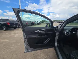 Chevrolet Equinox EV 2026 LT 1 4dr SUV