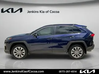 Toyota RAV4 2022 TRACCIÓN EN LAS CUATRO RUEDAS XLE Premium 4p SUV