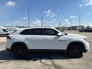 Volkswagen Atlas Cross Sport 2021 AWD SE 4Motion 4dr SUV w/Technology