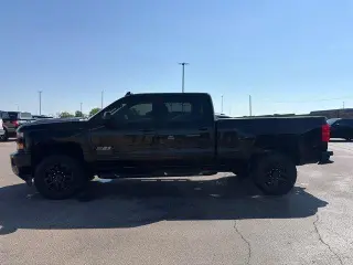 Chevrolet Silverado 2500HD 2017 4x4 LTZ 4dr Crew Cab SB