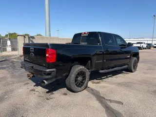 Chevrolet Silverado 2500HD 2017 4x4 LTZ 4dr Crew Cab SB