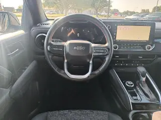Chevrolet Colorado 2023 4x4 Z71 4p. Camioneta Cabina Completa 5 pies CB