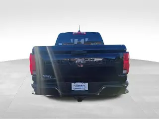 Chevrolet Colorado 2023 4x4 Z71 4p. Camioneta Cabina Completa 5 pies CB