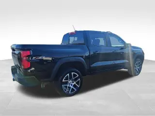 Chevrolet Colorado 2023 4x4 Z71 4p. Camioneta Cabina Completa 5 pies CB