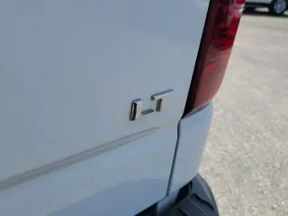 Chevrolet Silverado 1500 2024 4x4 LT 4dr Crew Cab 5.8 ft. SB con 2FL