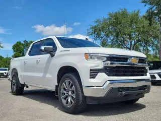 Chevrolet Silverado 1500 2024 4x4 LT 4dr Crew Cab 5.8 ft. SB con 2FL