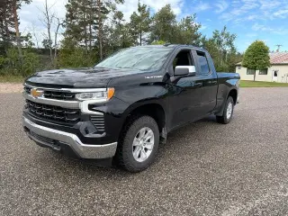 Chevrolet Silverado 1500 2022 4x4 LT 4p Cab doble 6.6 ft. CB con 1LT