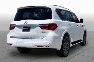 INFINITI QX80 2022 Tracción Total Sensory 4p SUV