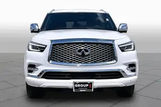 INFINITI QX80 2022 Tracción Total Sensory 4p SUV