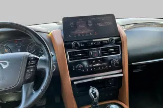INFINITI QX80 2022 Tracción Total Sensory 4p SUV