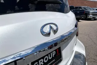 INFINITI QX80 2022 Tracción Total Sensory 4p SUV