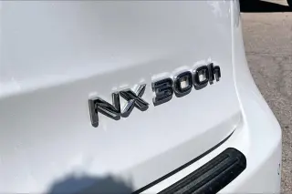 Lexus NX 300h 2017 tracción en todas las ruedas 4p Crossover