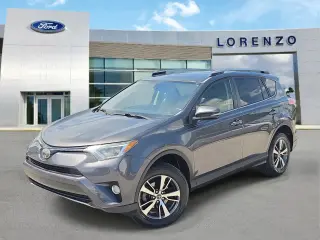 Toyota RAV4 2017 XLE 4dr SUV