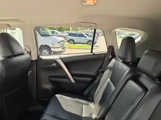 Toyota RAV4 2017 XLE 4dr SUV