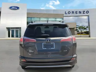 Toyota RAV4 2017 XLE 4dr SUV