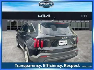 Kia Sorento 2023 AWD LX 4dr SUV