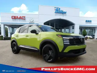 Nissan Kicks 2025 SR 4dr Crossover