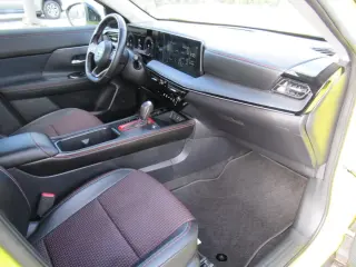 Nissan Kicks 2025 SR 4dr Crossover