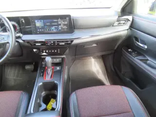 Nissan Kicks 2025 SR 4dr Crossover