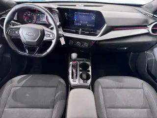 Chevrolet Trax 2025 RS 4dr Crossover con 1RS