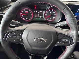Chevrolet Trax 2025 RS 4dr Crossover con 1RS