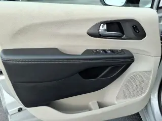 Chrysler Pacifica 2024 Touring L 4dr Mini-Van