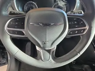 Chrysler Pacifica 2025 Select 4dr Mini-Van