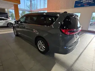 Chrysler Pacifica 2025 Select 4dr Mini-Van