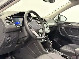 Volkswagen Tiguan 2023 SE 4p SUV