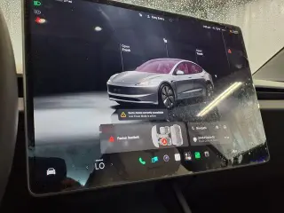 Tesla Model 3 2025 Long Range 4p Fastback
