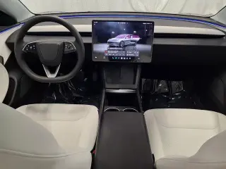 Tesla Model 3 2025 Long Range 4p Fastback