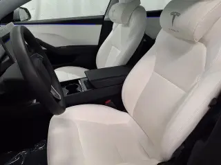 Tesla Model 3 2025 Long Range 4p Fastback