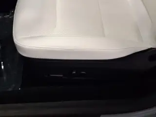 Tesla Model 3 2025 Long Range 4p Fastback