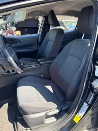 Toyota Prius 2024 LE 4p Hatchback