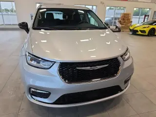 Chrysler Pacifica 2024 Touring L 4dr Mini-Van