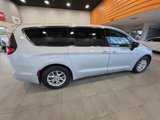 Chrysler Pacifica 2024 Touring L 4dr Mini-Van