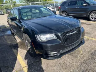 Chrysler 300 2019 AWD S 4dr Sedan