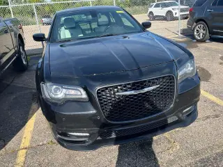 Chrysler 300 2019 AWD S 4dr Sedan