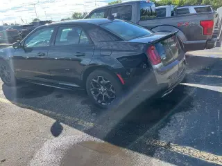 Chrysler 300 2019 AWD S 4dr Sedan
