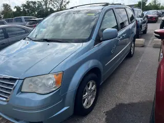 Chrysler Town and Country 2009 Touring 4dr Mini-Van