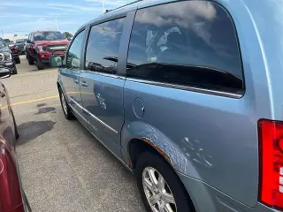 Chrysler Town and Country 2009 Touring 4dr Mini-Van