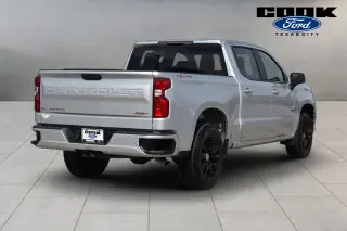 Chevrolet Silverado 1500 2021 4x4 RST 4p. Cabina de Tripulacion Crew 5.8 ft. SB