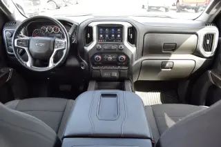 Chevrolet Silverado 1500 2021 4x4 RST 4p. Cabina de Tripulacion Crew 5.8 ft. SB