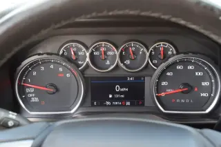 Chevrolet Silverado 1500 2021 4x4 RST 4p. Cabina de Tripulacion Crew 5.8 ft. SB