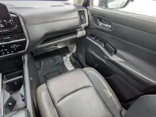Nissan Pathfinder 2025 SL 4p SUV